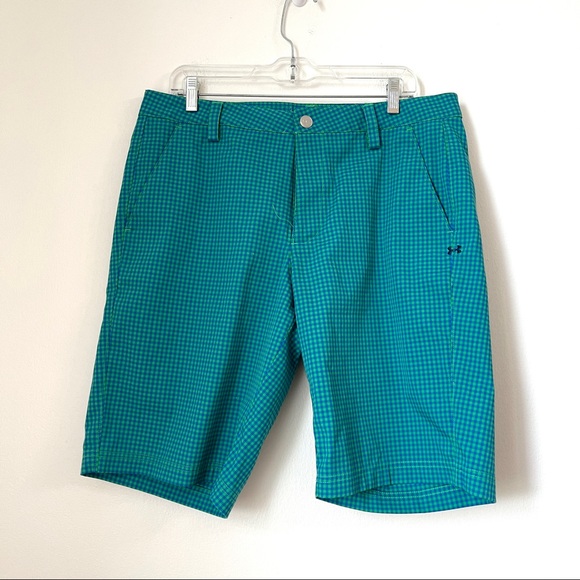 Under Armour Other - UA Under Armor mens check print green shorts sz 34 (i1767)